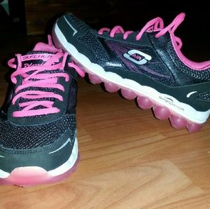 Skechers "SKECH-AIR" Tennis Shoes-Womens