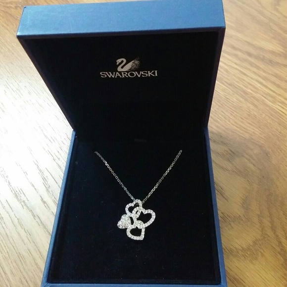 Swarovski heart shape necklace