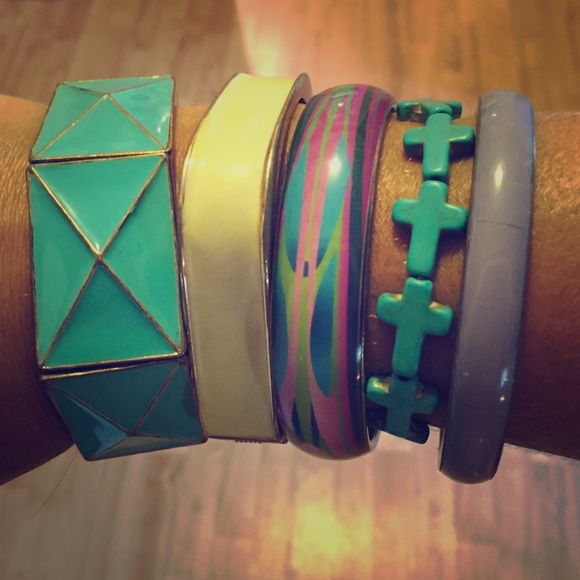 5 bracelet stack! - Picture 1 of 3