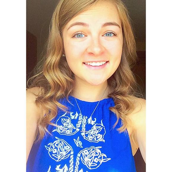 Meet your Posher, Natalie