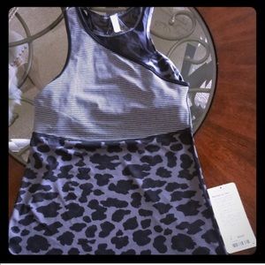 Lululemon black tank with sports bra