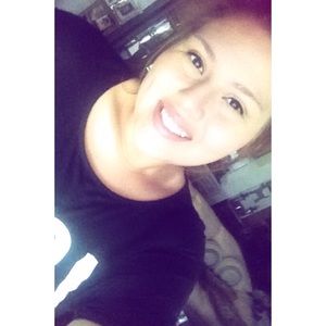 Meet your Posher, Cori