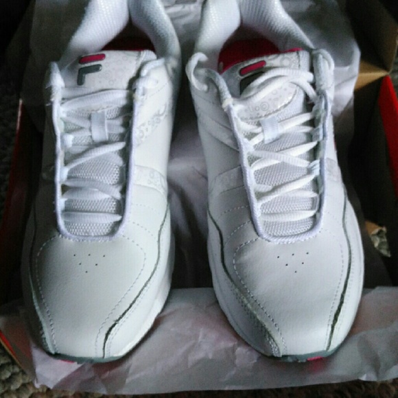 size 8 1/2 have new in box - Picture 1 of 2