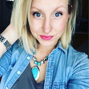 Meet your Posher, Stacie