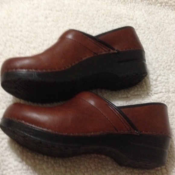 Dansko clogs size 39