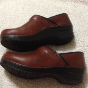 Dansko clogs size 39