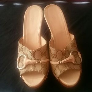 100% Authentic Gucci Horsebit Heels