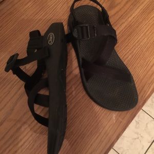 Black chacos