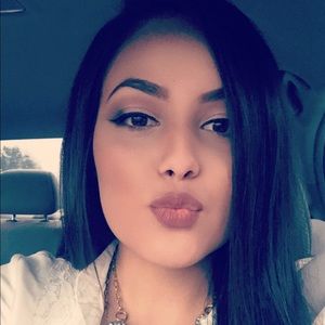 Meet your Posher, Janet