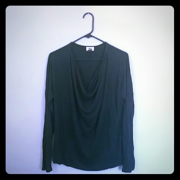 Long sleeved top
