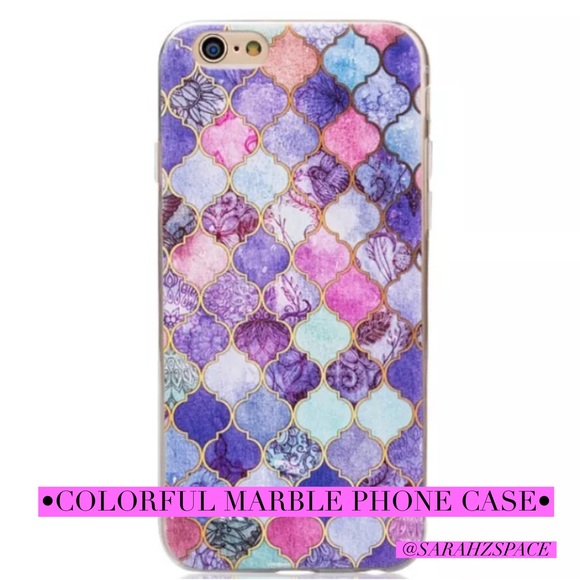 Kendall & Kylie Accessories - •Colorful marble phone case•