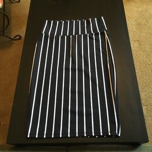 Striped Cassie Lularoe pencil Skirt 🌙
