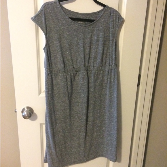 EUC Liz Lange maternity dress size XL