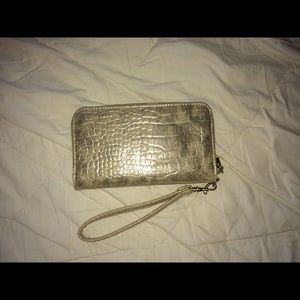 Soft gold clutch