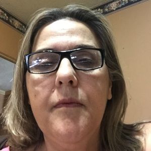 Meet your Posher, Nora