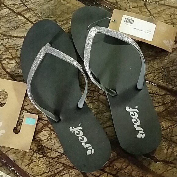 NWT sz8 Reef "Stargazer" flip flops silver