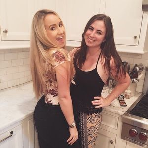 Meet your Posher, Eliza