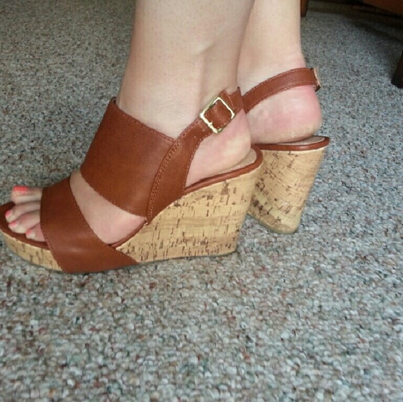 Brown Wedges Goes with eveything!