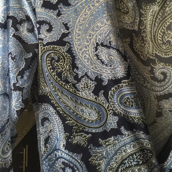 blue paisley romper - Picture 3 of 4