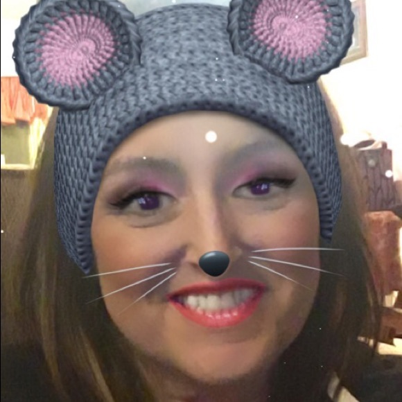 Meet your Posher, Lisa - Picture 6 of 8