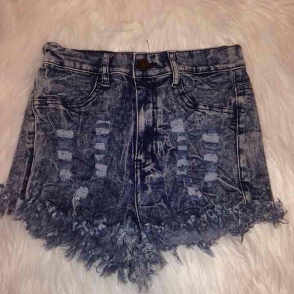 Stretchy high waist shorts