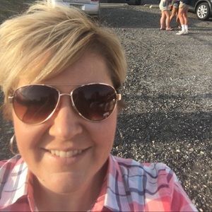 Meet your Posher, Jan