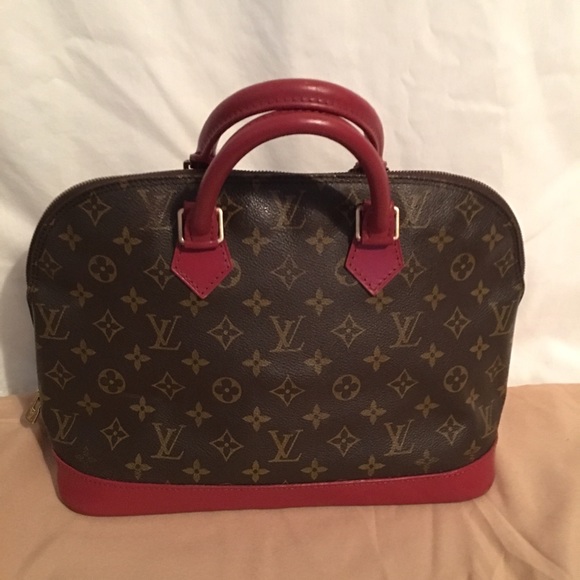 🌹SOLD🌹Authentic Louis Vuitton Alma PM