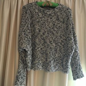 Brandy Melville Cropped Sweater 🙌🏻