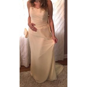Pale yellow bridesmaids dress never worn!