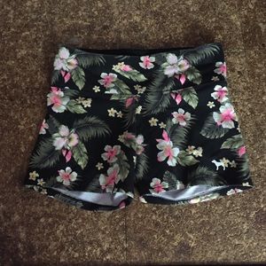 VS Pink Yoga Shorties - XS