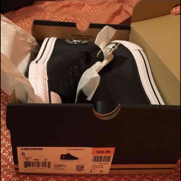 🌟Sold🌟Converse All Star black leather 6M - Picture 4 of 4