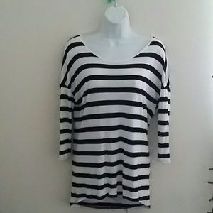 STRIPED TEE