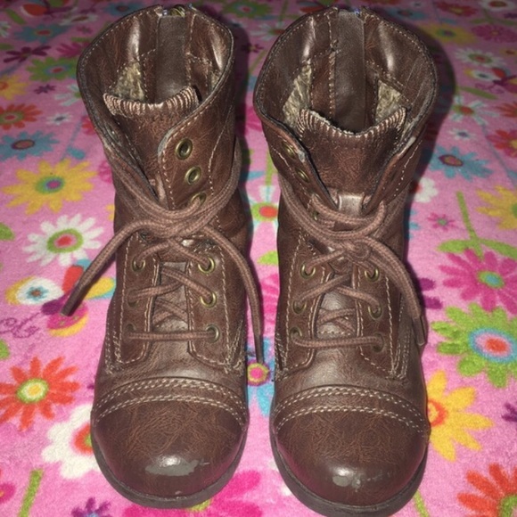 Bundle - Picture 2 of 2