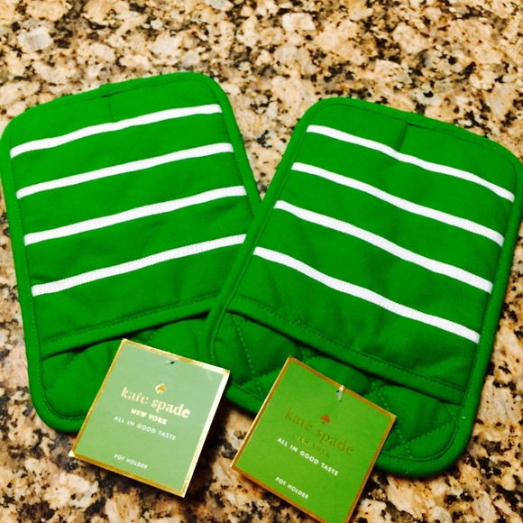 • SOLD • Kate Spade Pot Holders - Picture 2 of 3
