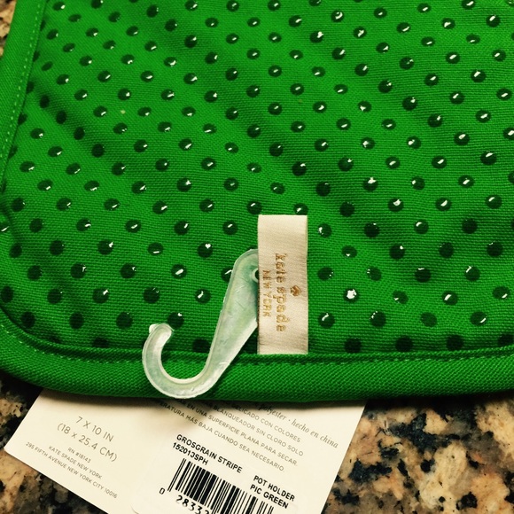 • SOLD • Kate Spade Pot Holders - Picture 3 of 3