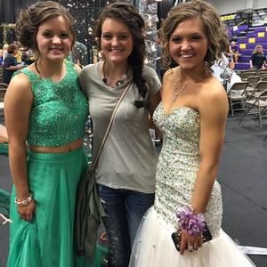 Meet your Posher, Dana