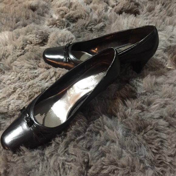 Natualizer Shoes