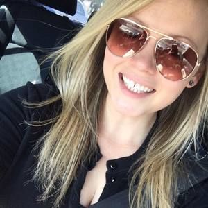 Meet your Posher, Stephanie