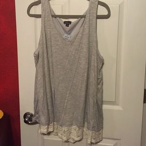 Torrid Size 2 V Neck Tank