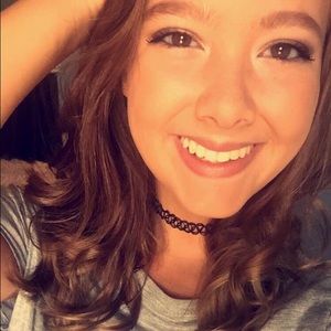 Meet your Posher, Khloe