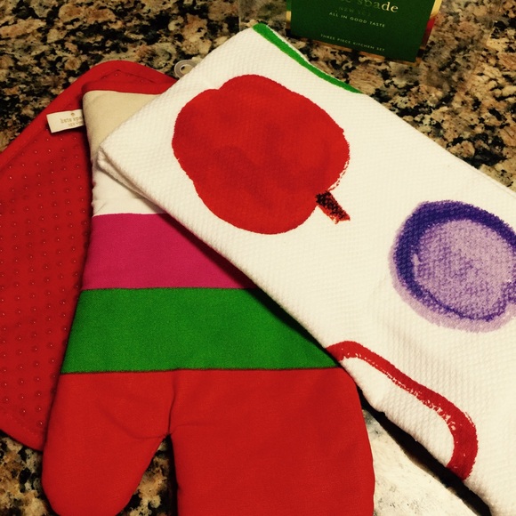 Kate Spade - 3 Piece Kitchen Set - Picture 3 of 3