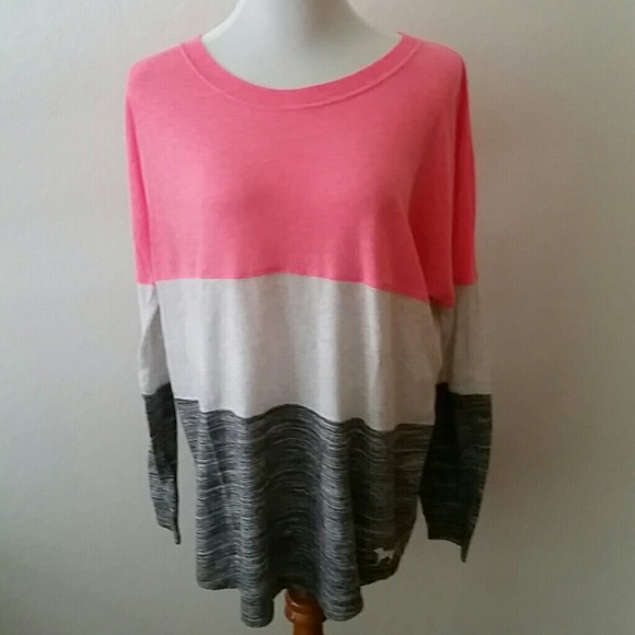 PINK Victoria's Secret Tops - PINK Crew Top