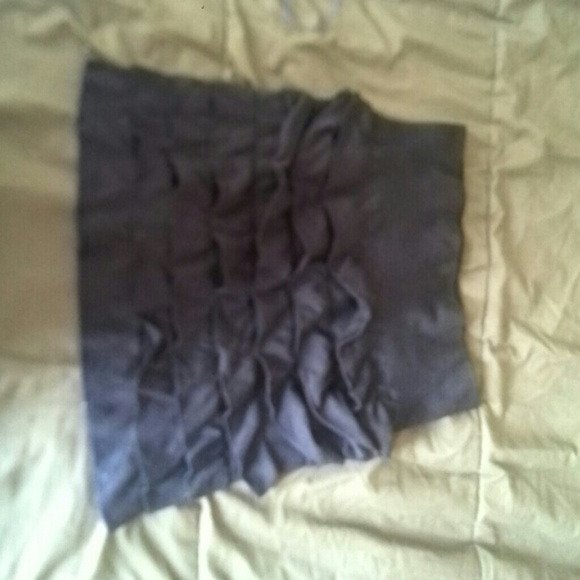 Black ruffle mini skirt!