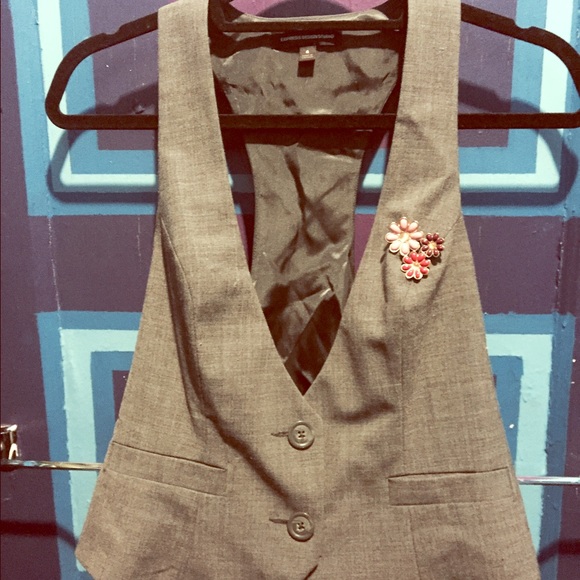 Express Bus. Causal Vest