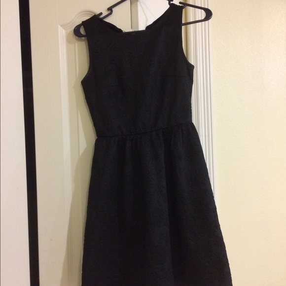 Pretty black dress