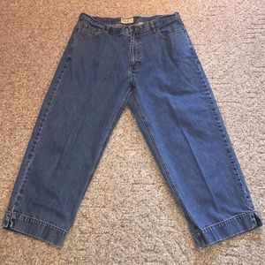 Eddie Bauer Capri Jeans!!