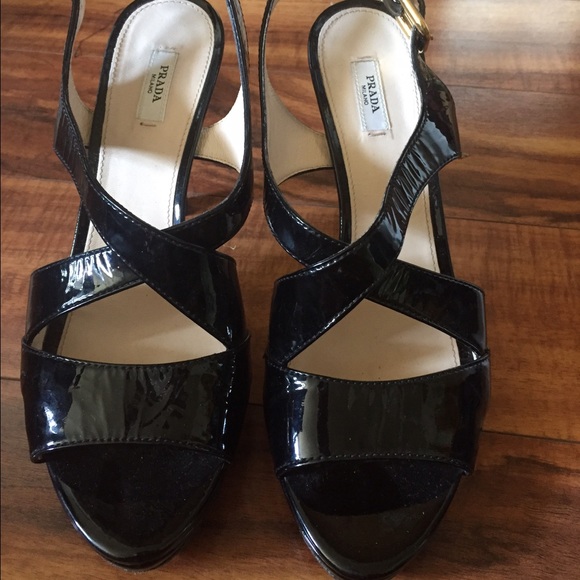 Prada patent leather strappy sandals w heel