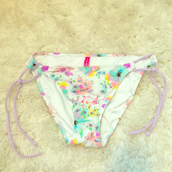 Victoria's Secret bikini bottom
