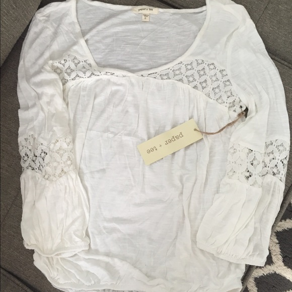 Brand new, never worn white blouse, Size S!