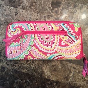 Vera Bradley clutch